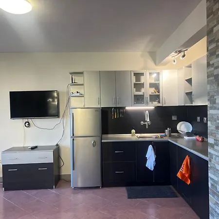 Artfan - Strandja Street Apartman Varvara