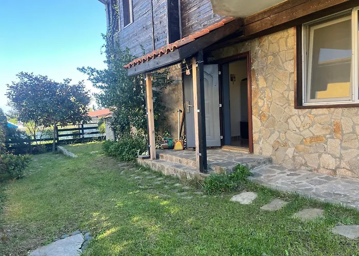 Artfan - Strandja Street Varvara (Burgas)