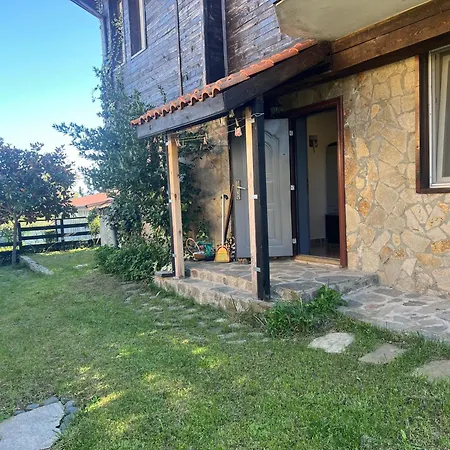 Artfan - Strandja Street Varvara (Burgas)